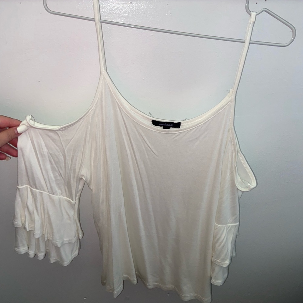 White blouse with ruffled sleeves